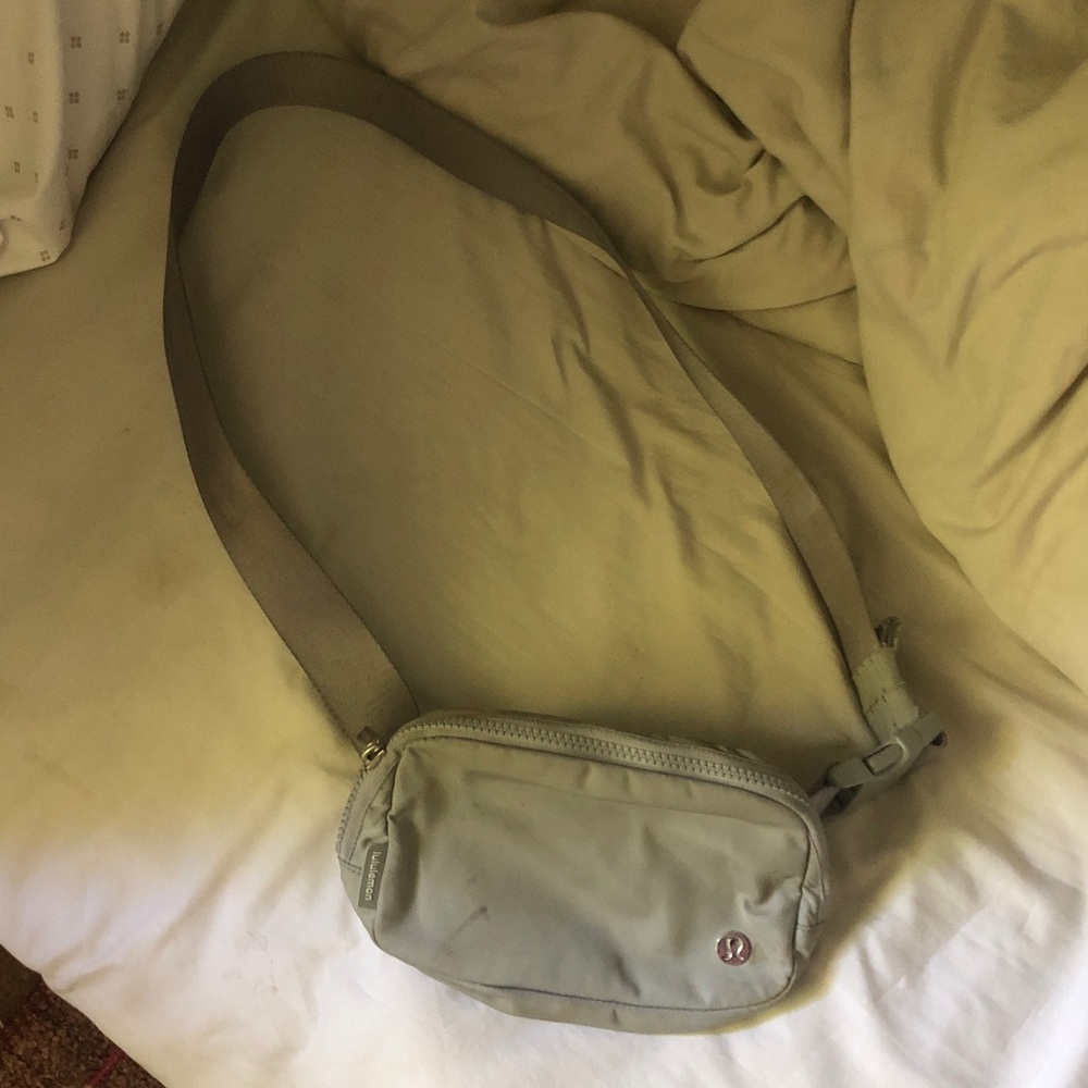 Lululemon Athletica Light Gray Crossbody Bag